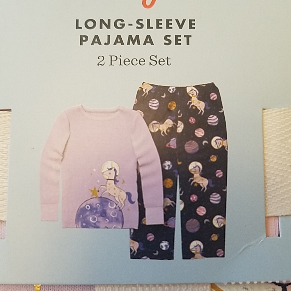 🦄NEW🦄 Unicorn Long Sleeve Pajama Set size 3T - Picture 3 of 5